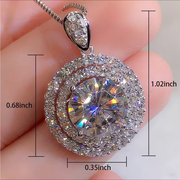 Temporary sold out💎Small 3.2 TCW Halo Circle Diamond Necklace💎 - Picture 7 of 7